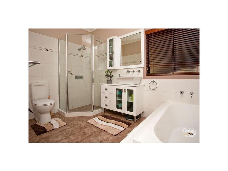 2 Cacia Avenue, Seven Hills NSW 2147