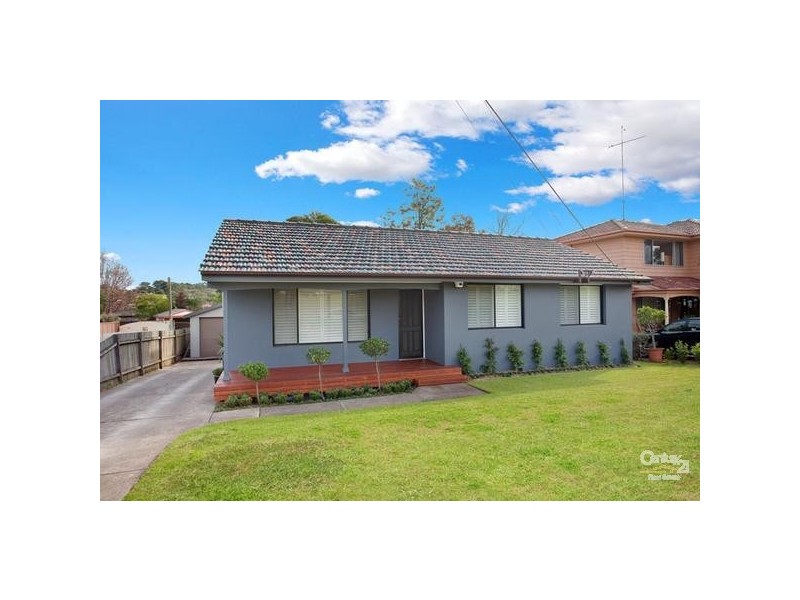 54 Mackenzie Blvde, Seven Hills NSW 2147