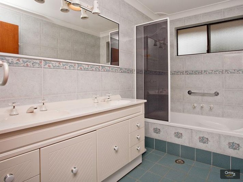 26 Roath Place, Prospect NSW 2148