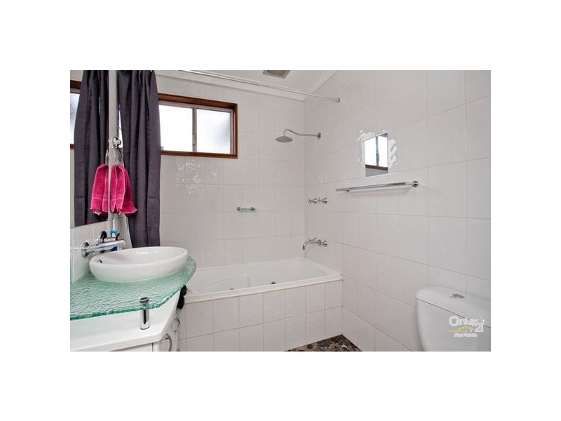 28 Eighth Avenue, Seven Hills NSW 2147