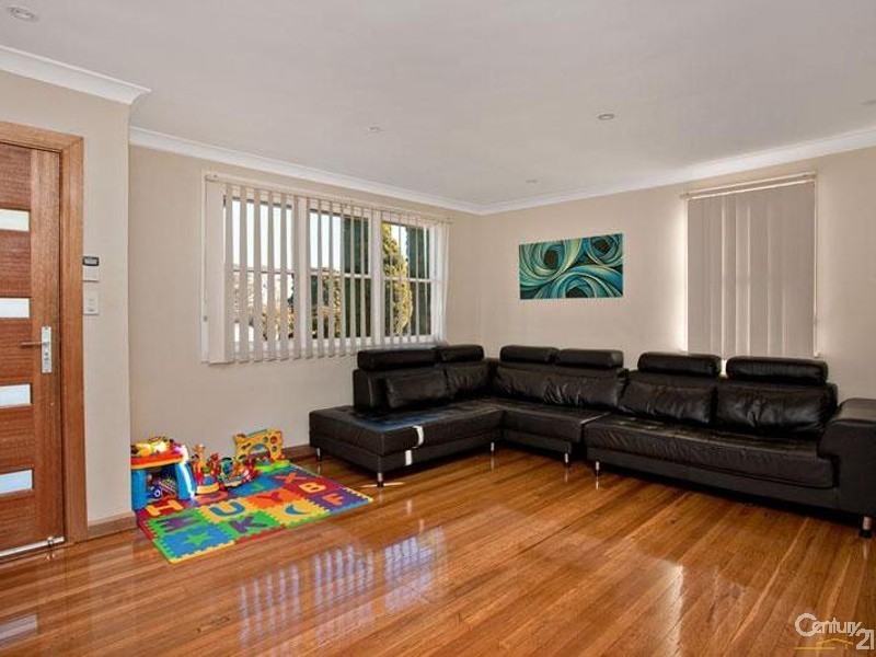 19 Landy Road, Lalor Park NSW 2147