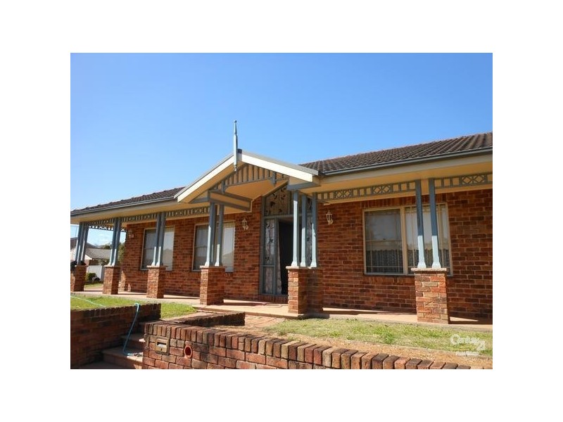 1 Olive Lee Street, Quakers Hill NSW 2763