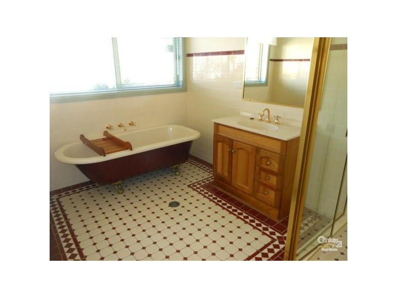 1 Olive Lee Street, Quakers Hill NSW 2763