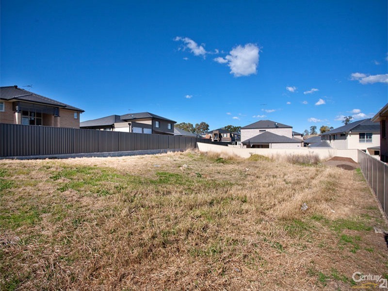 17 Crestwood Avenue, Glenmore Park NSW 2745