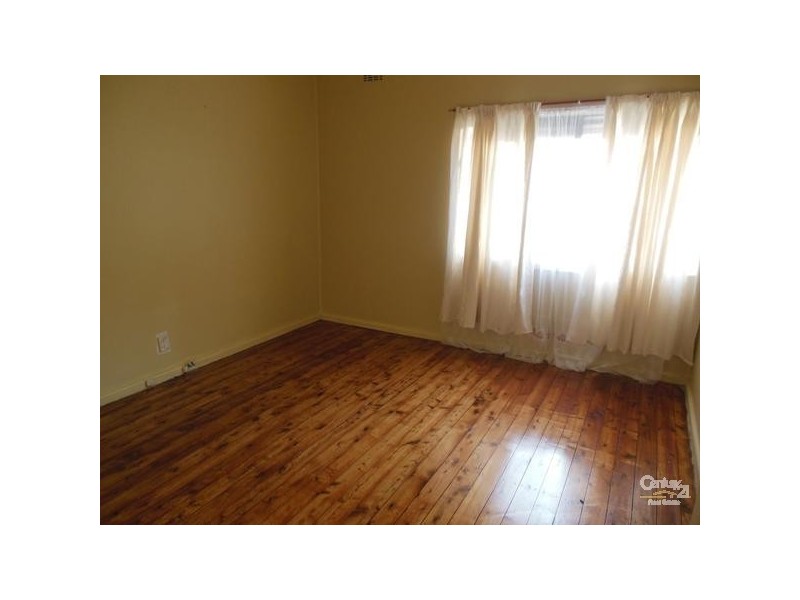 5 Loville Avenue, Seven Hills NSW 2147