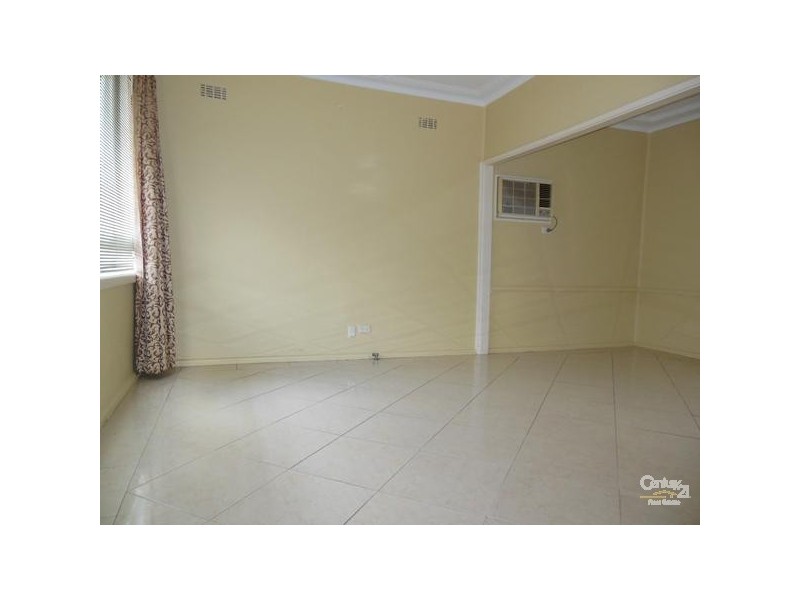 5 Loville Avenue, Seven Hills NSW 2147