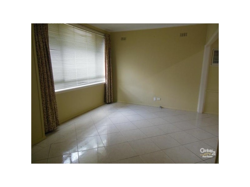 5 Loville Avenue, Seven Hills NSW 2147