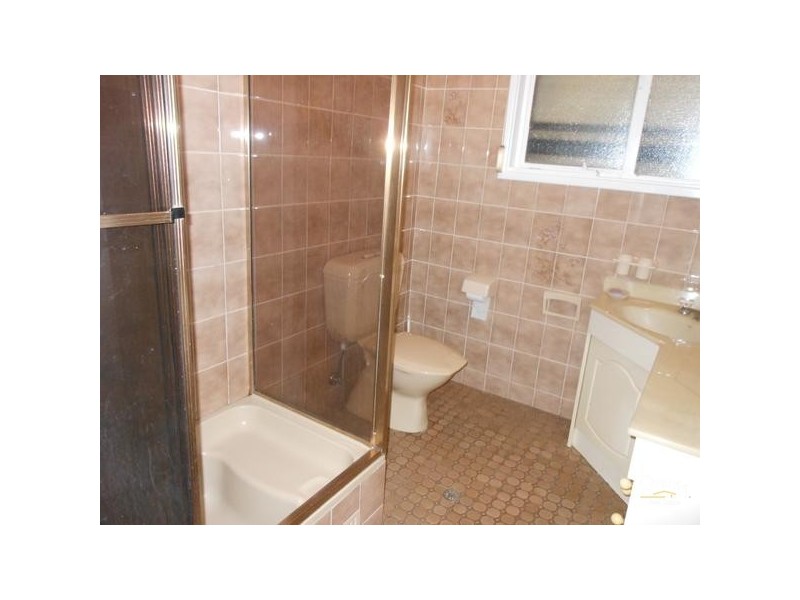 16 Michigan Road, Seven Hills NSW 2147