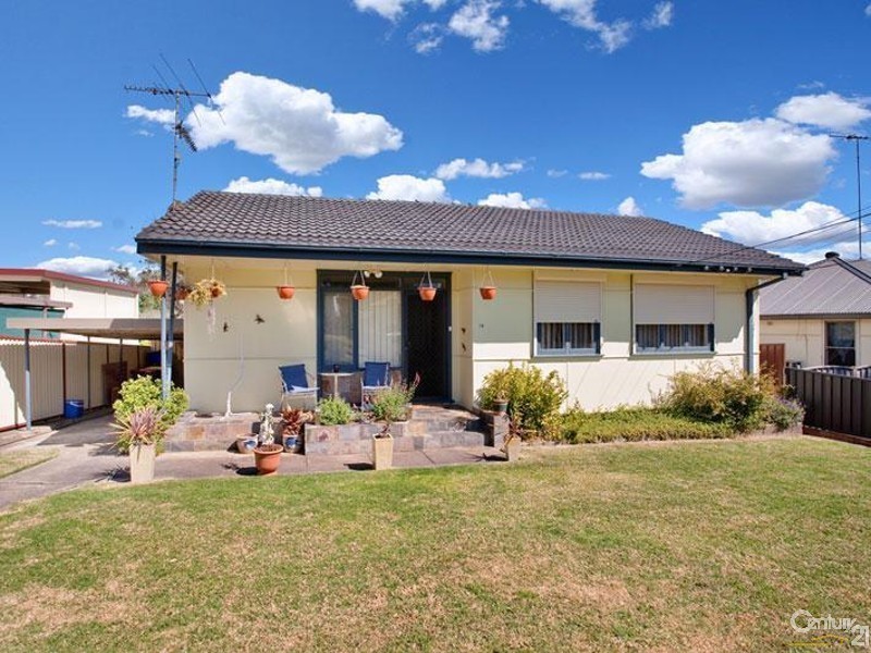 16 Moncrieff Road, Lalor Park NSW 2147