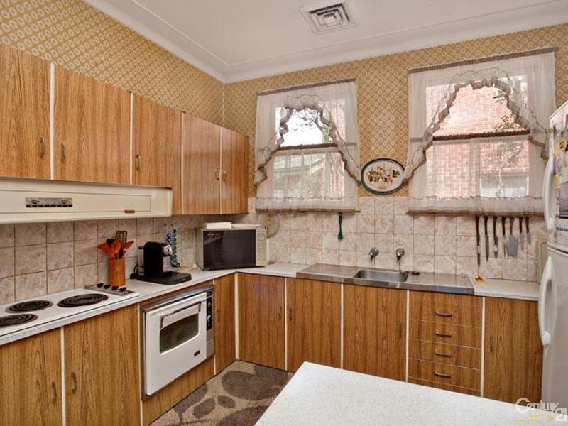 14 Seventh Avenue, Seven Hills NSW 2147