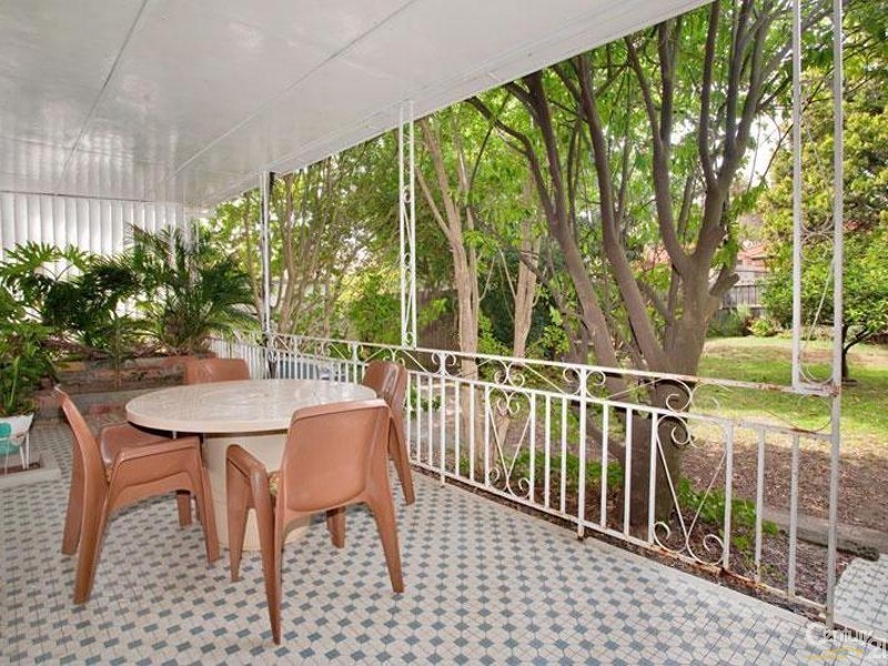 14 Seventh Avenue, Seven Hills NSW 2147