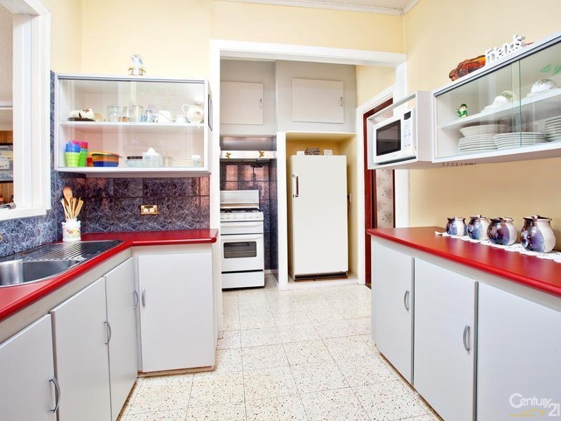 16 Patterson Road, Lalor Park NSW 2147