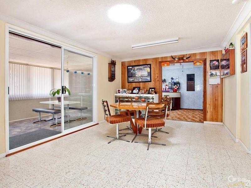 16 Patterson Road, Lalor Park NSW 2147