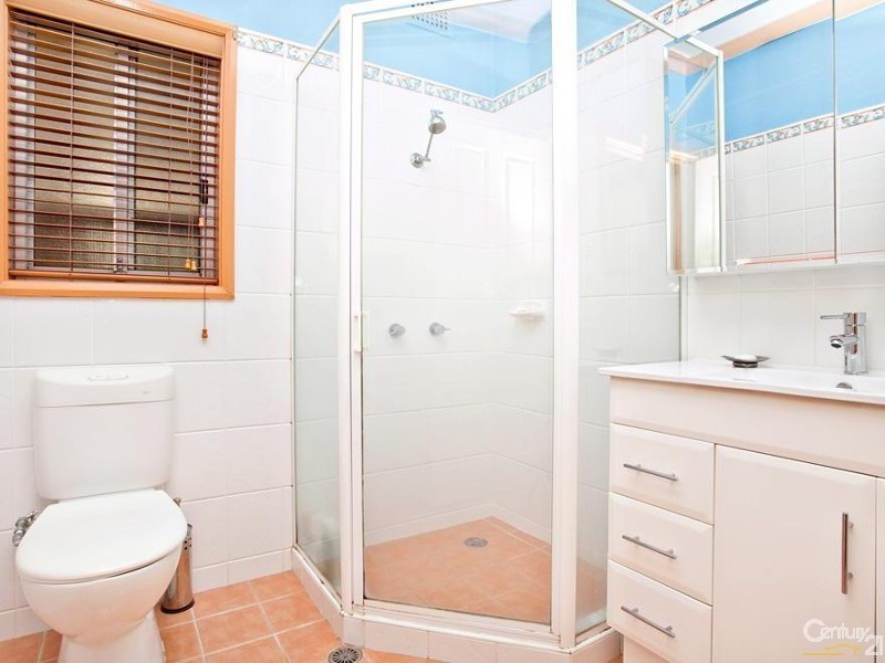 8 Jannarn Grove, Seven Hills NSW 2147