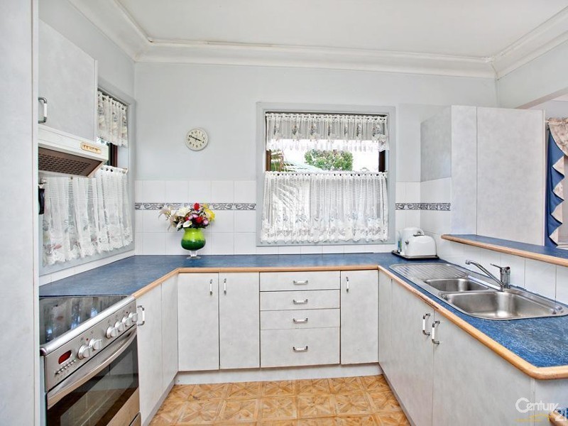 13 Moomin Street, Lalor Park NSW 2147