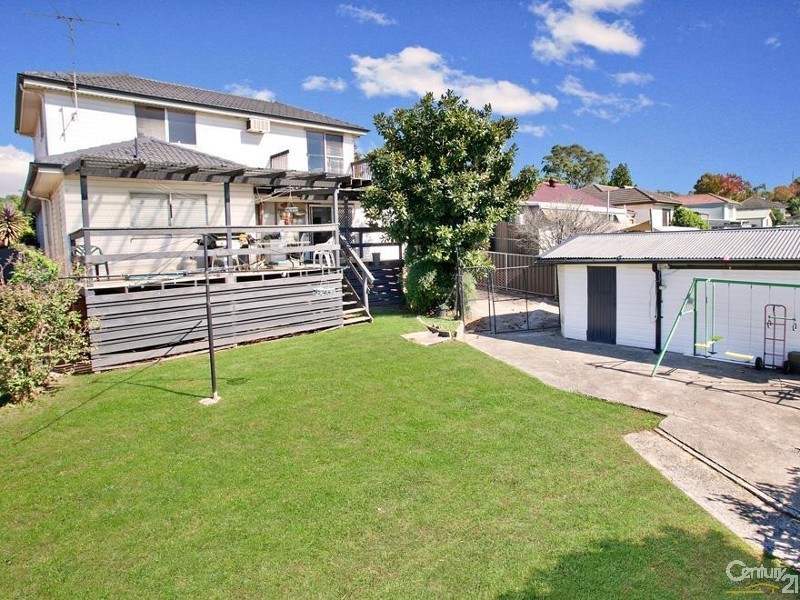 21 Thomas Kelly Crescent, Lalor Park NSW 2147