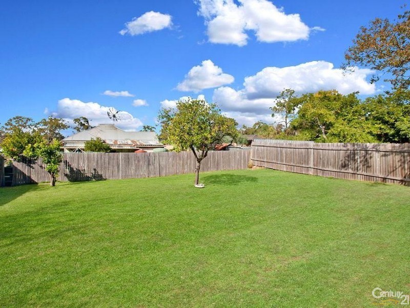 15 Artillery Crescent, Seven Hills NSW 2147