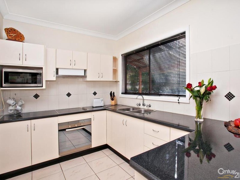 12 Oldfield Road, Seven Hills NSW 2147