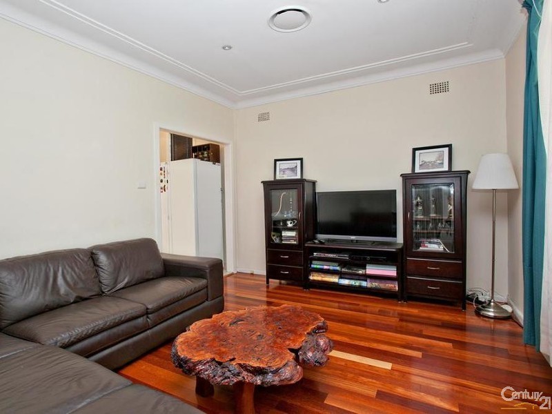 12 Oldfield Road, Seven Hills NSW 2147