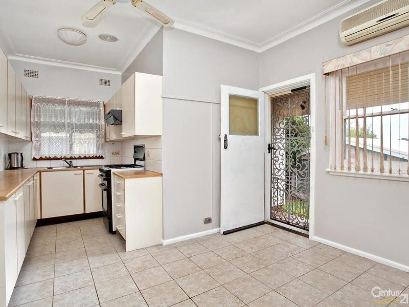 384 Seven Hills Road, Seven Hills NSW 2147