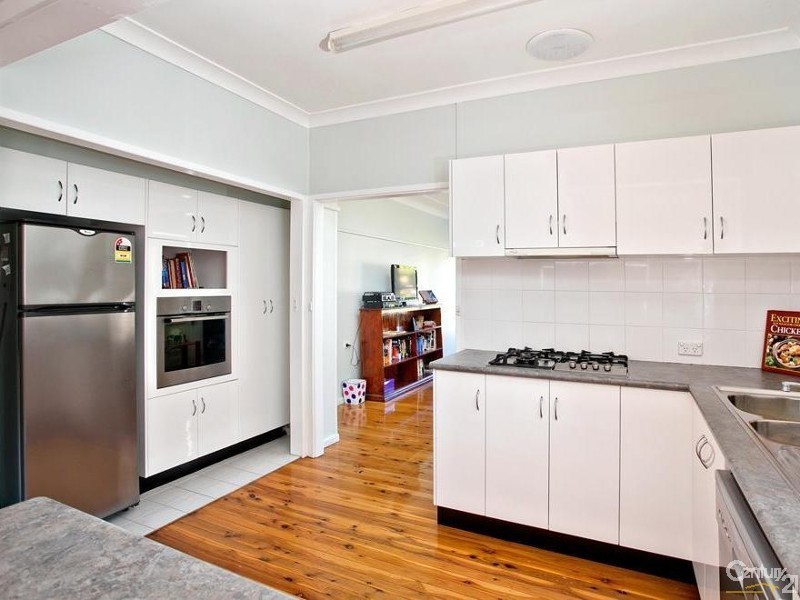 7 Thomas Kelly Crescent, Lalor Park NSW 2147