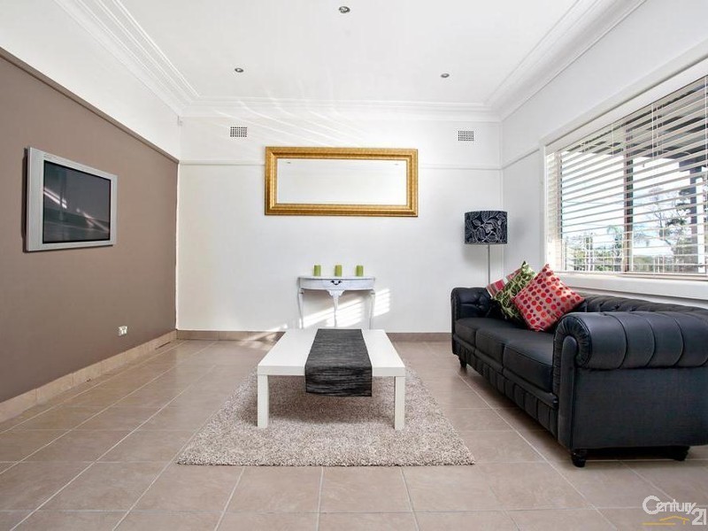 74 Orana Avenue, Seven Hills NSW 2147