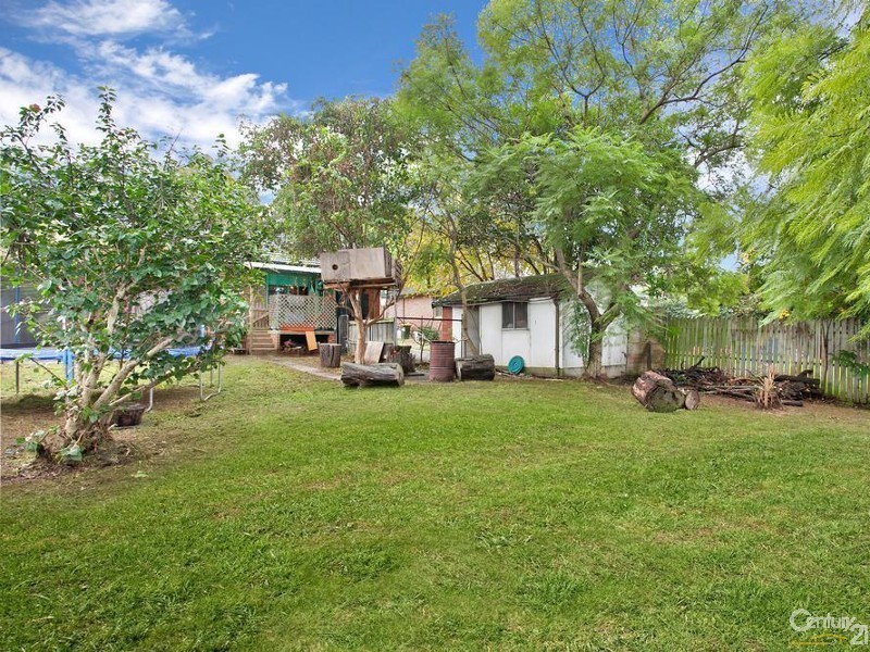22 Barbara Boulevarde, Seven Hills NSW 2147