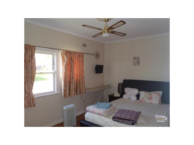 30 Hayes Road, Seven Hills NSW 2147