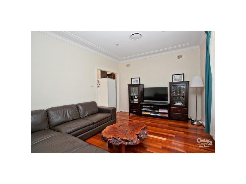 12 Oldfield Road, Seven Hills NSW 2147