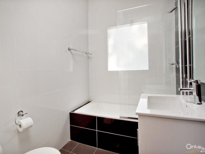 9 Crestbrook Street, Seven Hills NSW 2147