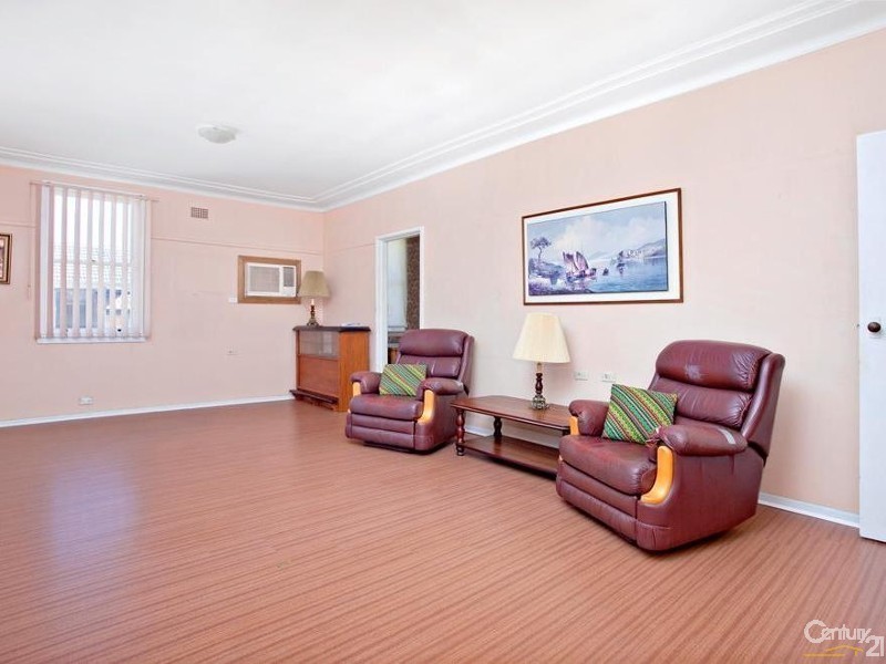 9 Boronia Street, Lalor Park NSW 2147