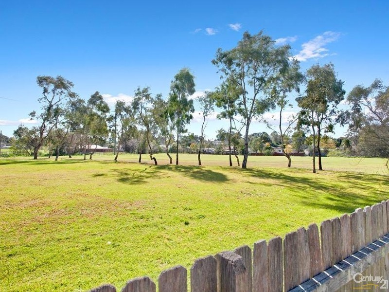 9 Boronia Street, Lalor Park NSW 2147