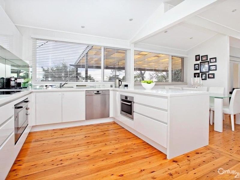 5 Lowana Crescent, Seven Hills NSW 2147