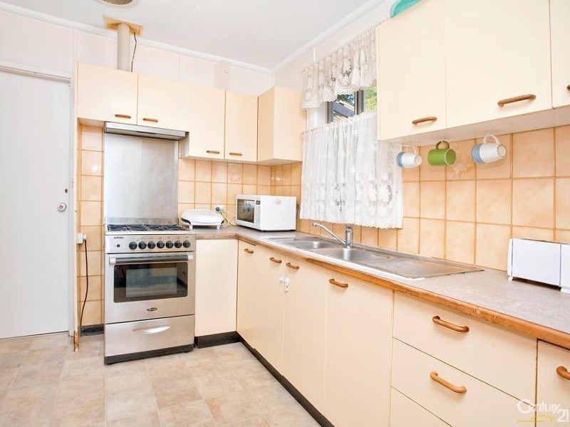 27 Marnpar Road, Seven Hills NSW 2147