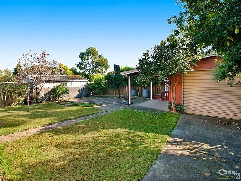 6 Garonne Street, Seven Hills NSW 2147