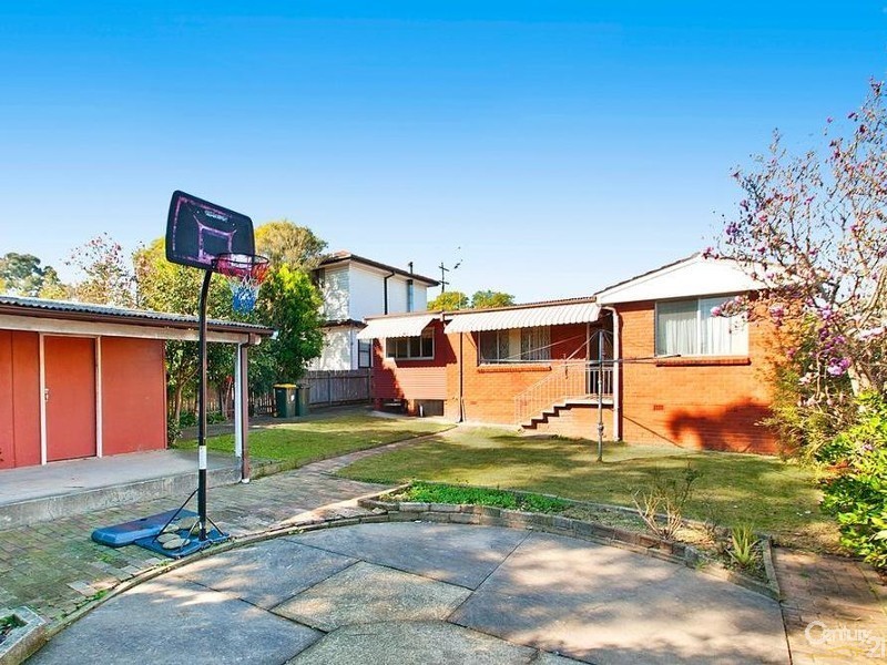 6 Garonne Street, Seven Hills NSW 2147