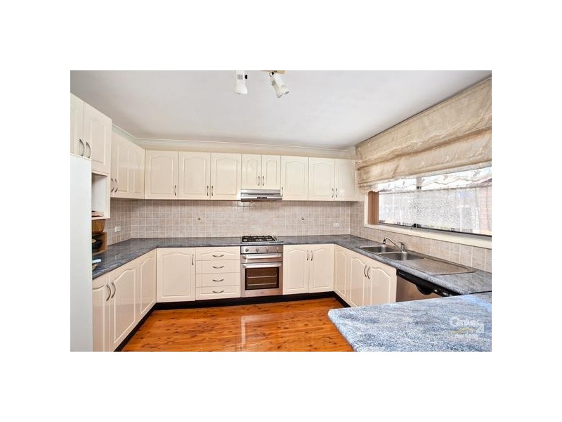 42 Endeavour Street, Seven Hills NSW 2147