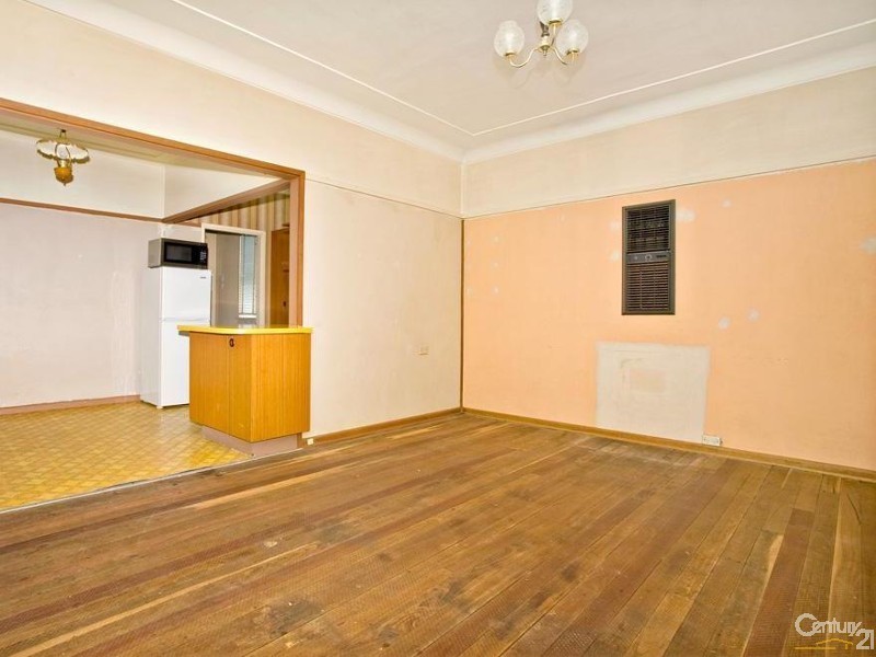 4 Cartwright Crescent, Lalor Park NSW 2147