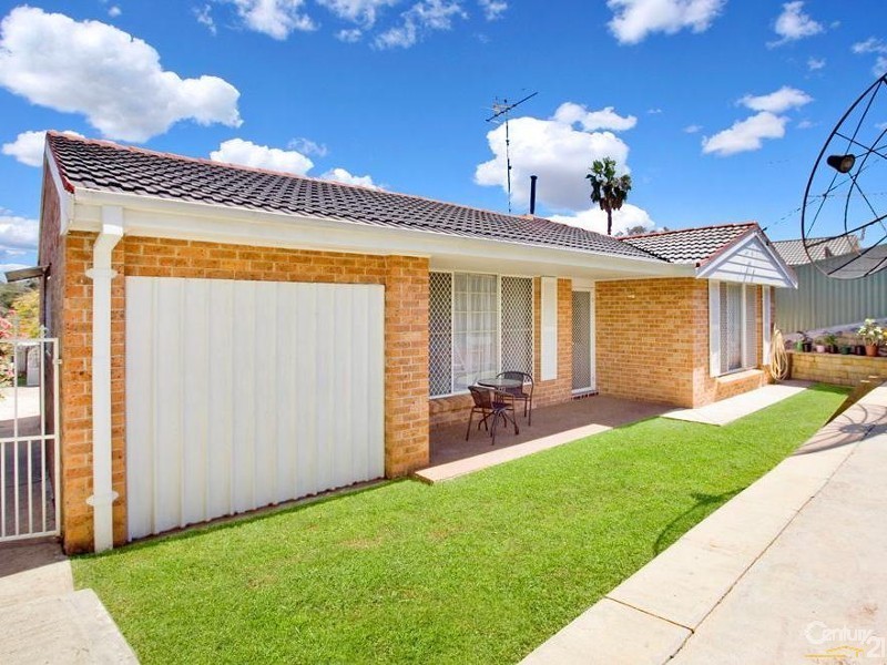 11 Caird Place, Seven Hills NSW 2147