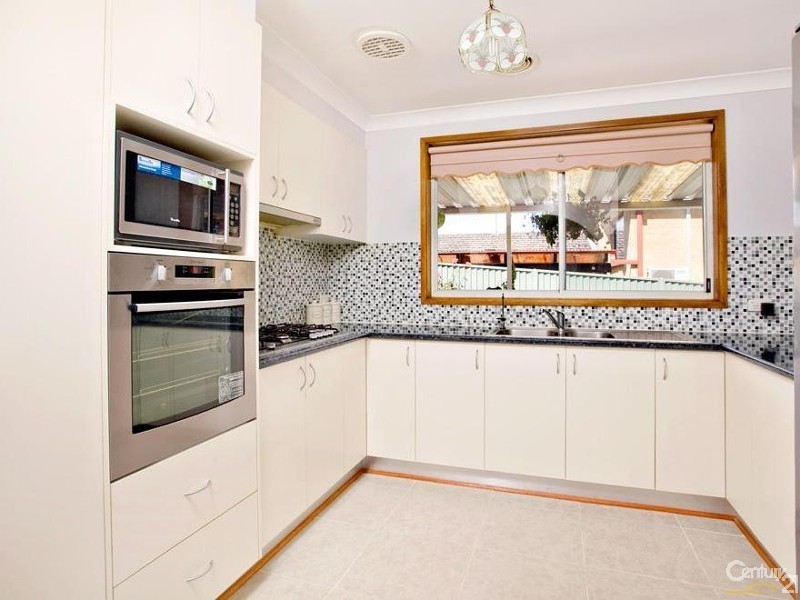 11 Caird Place, Seven Hills NSW 2147