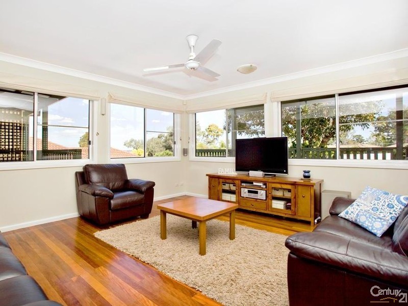 10 Monaro Street, Seven Hills NSW 2147