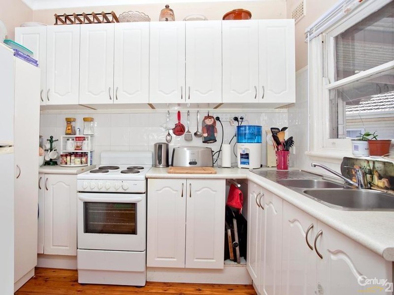 5 Marnpar Road, Seven Hills NSW 2147