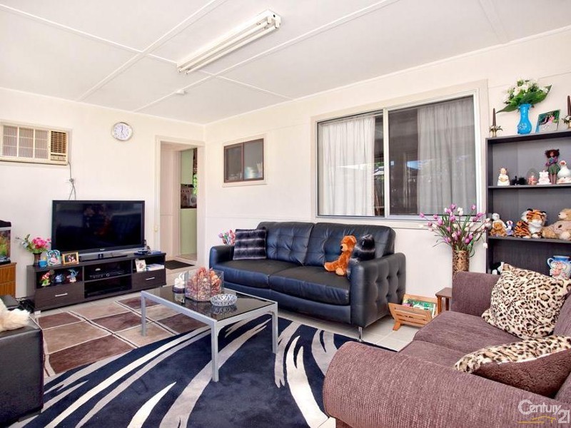 12 Endeavour Street, Seven Hills NSW 2147