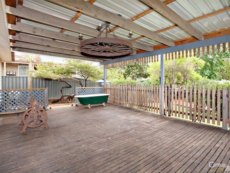 33 Monaro Street, Seven Hills NSW 2147