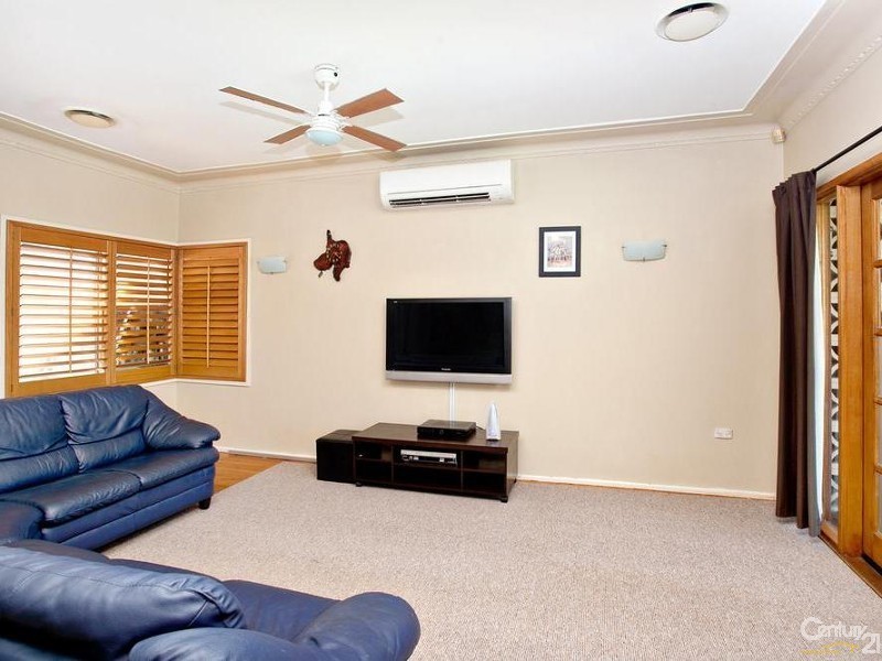 10 Isabelle Street, Seven Hills NSW 2147