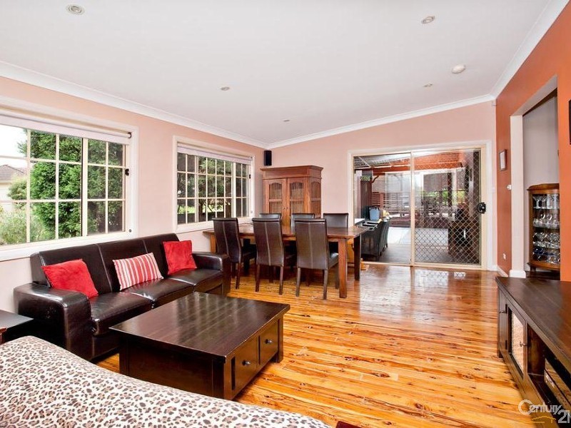 32 Cartwright Crescent, Lalor Park NSW 2147