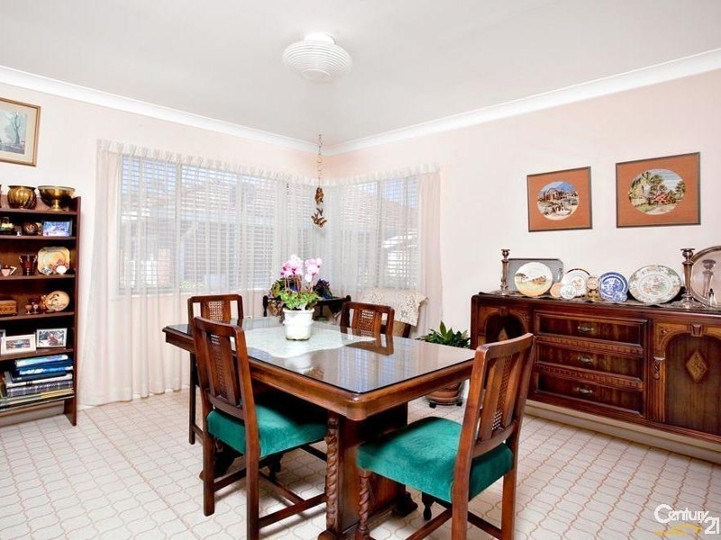 73 Bungaree Road, Toongabbie NSW 2146