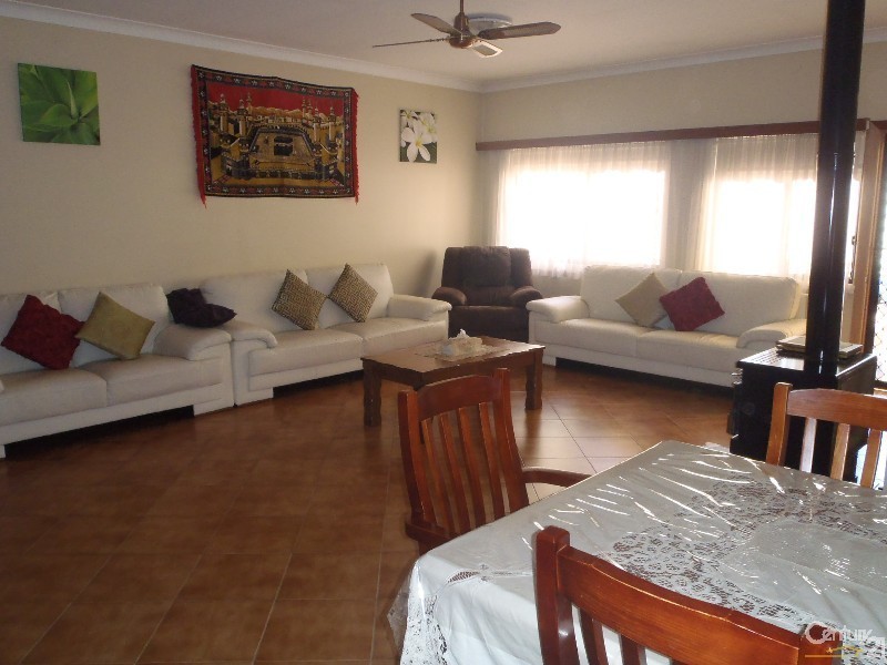 3 Orlando Crescent, Seven Hills NSW 2147