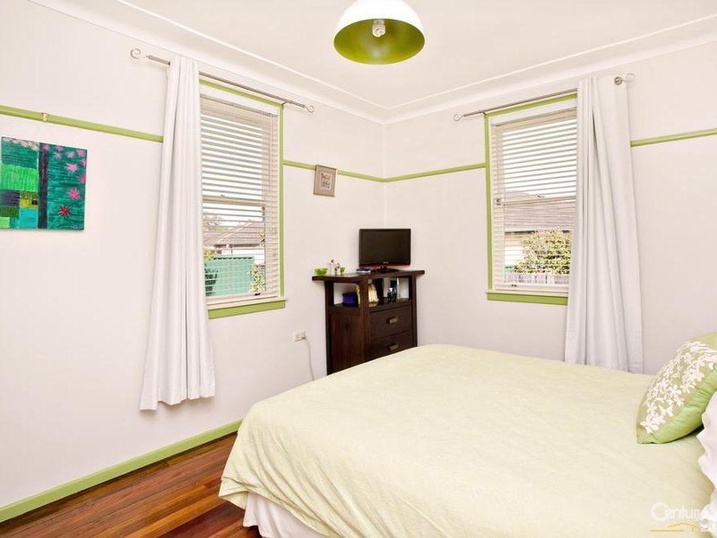 2 Radley Road, Seven Hills NSW 2147