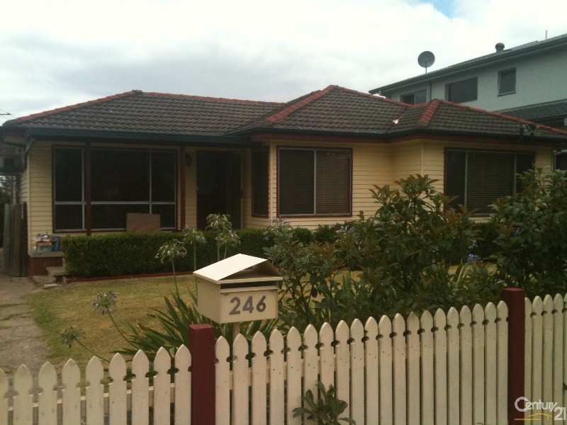 246 Cornelia Road, Toongabbie NSW 2146